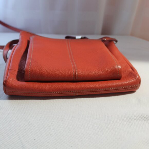Tiganello Salmon Pebbled Leather Crossbody Bag, EUC - Picture 5 of 13